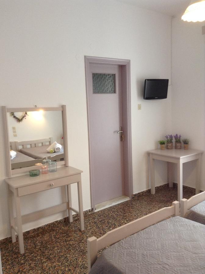 Pansion Kaloyiannis Hotel Patitíri Kültér fotó