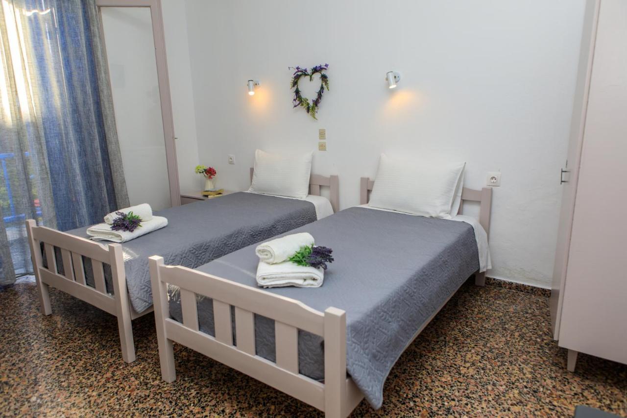 Pansion Kaloyiannis Hotel Patitíri Kültér fotó